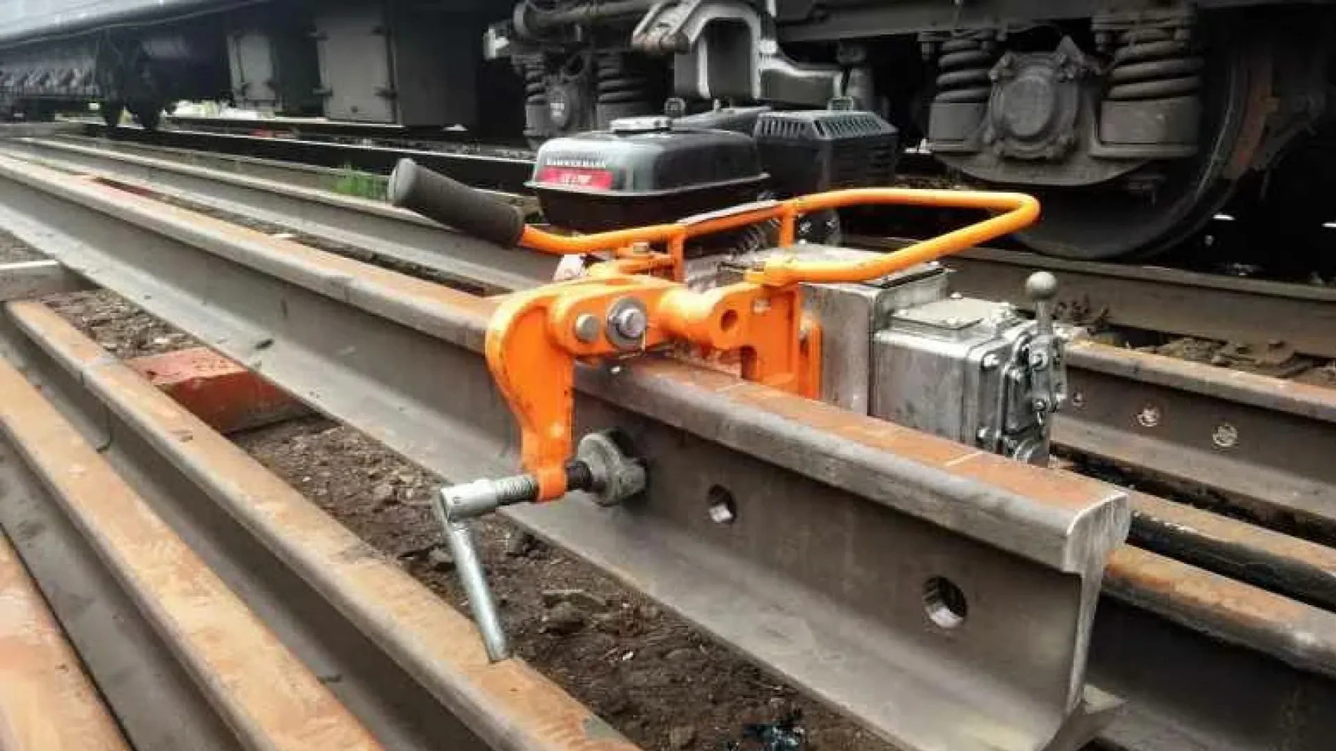 Сверление рельс тип: рельсы трамвайные 